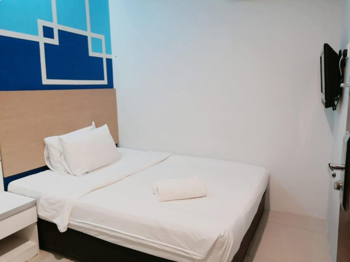 Bangi Business Hotel Kampong Sungai Ramal Dalam Экстерьер фото