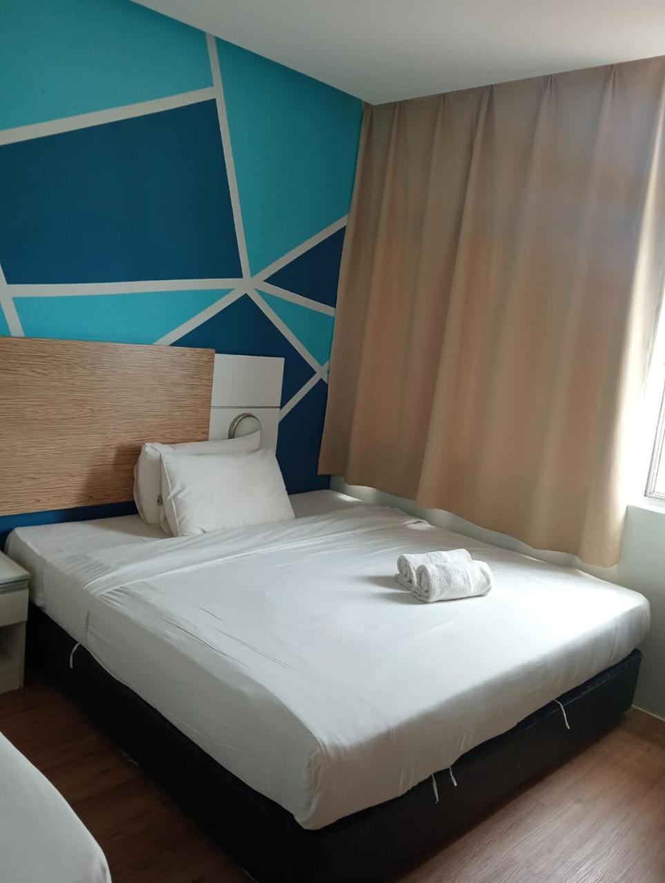 Bangi Business Hotel Kampong Sungai Ramal Dalam Экстерьер фото