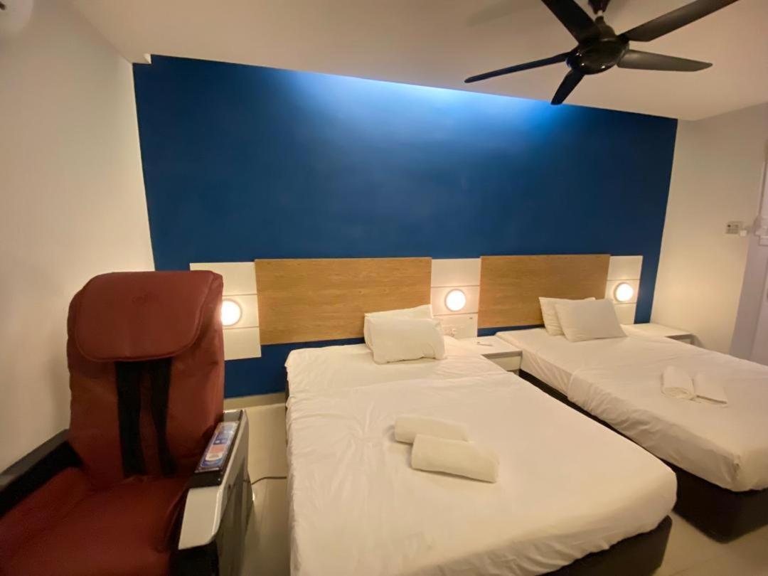 Bangi Business Hotel Kampong Sungai Ramal Dalam Экстерьер фото
